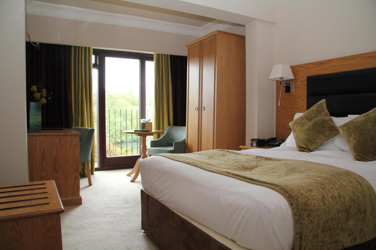 Waterton Park Hotel Wakefield Extérieur photo